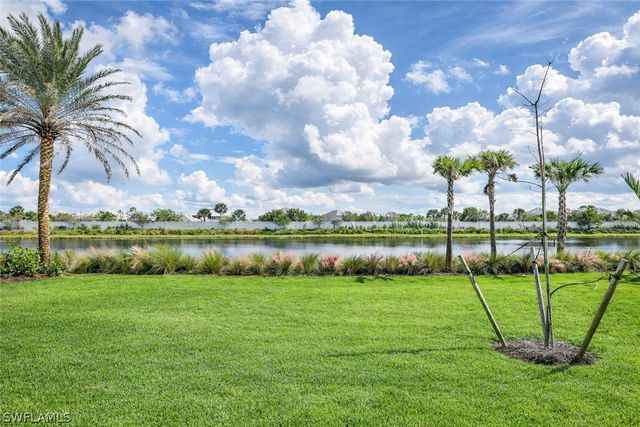 8850 Calypso CT, Naples, FL 34112