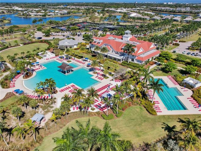 8850 Calypso CT, Naples, FL 34112