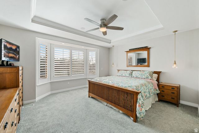 1952 E BLUFFSIDE CIR, Sandy, UT 84092