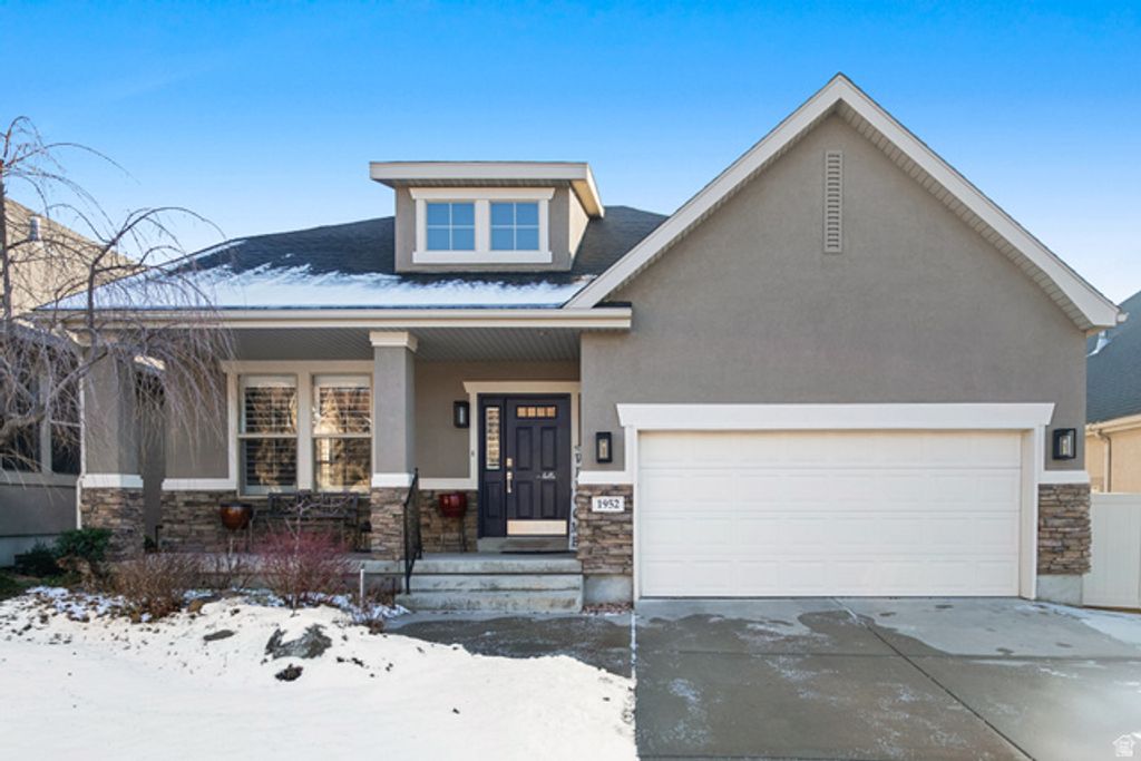 1952 E BLUFFSIDE CIR, Sandy, UT 84092