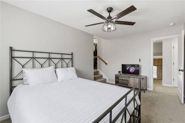 1729 NE Woodland Shores Court, Lee's Summit, MO 64086