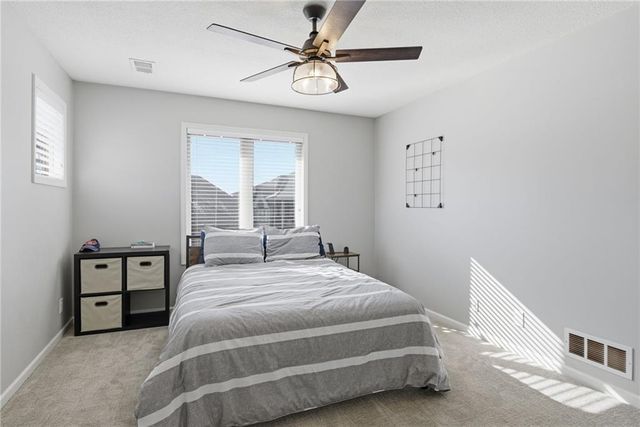 1729 NE Woodland Shores Court, Lee's Summit, MO 64086