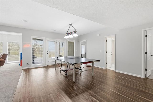 1729 NE Woodland Shores Court, Lee's Summit, MO 64086