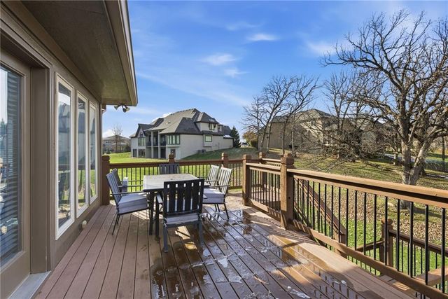1729 NE Woodland Shores Court, Lee's Summit, MO 64086