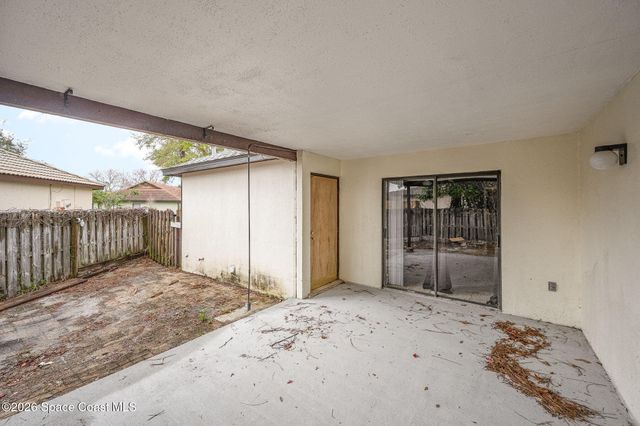 696 Las Palmas Way, Melbourne, FL 32940