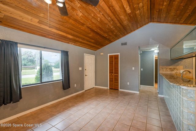 696 Las Palmas Way, Melbourne, FL 32940