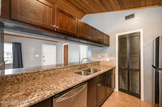 696 Las Palmas Way, Melbourne, FL 32940