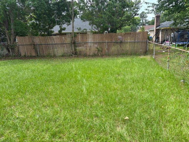 7713 Suzanne Drive, North Charleston, SC 29418