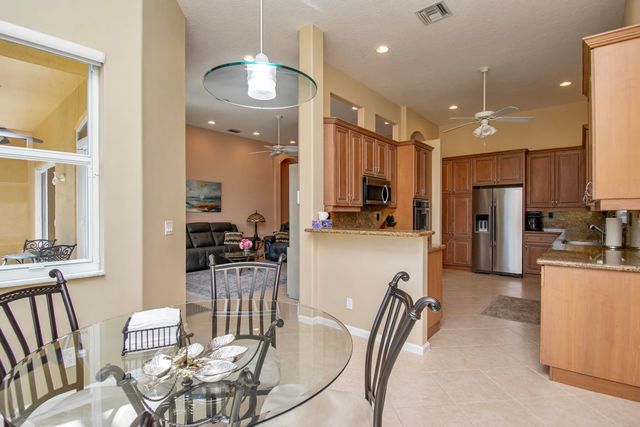 7080 Demedici Circle 7080, Delray Beach, FL 33446