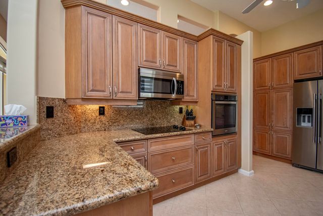 7080 Demedici Circle 7080, Delray Beach, FL 33446