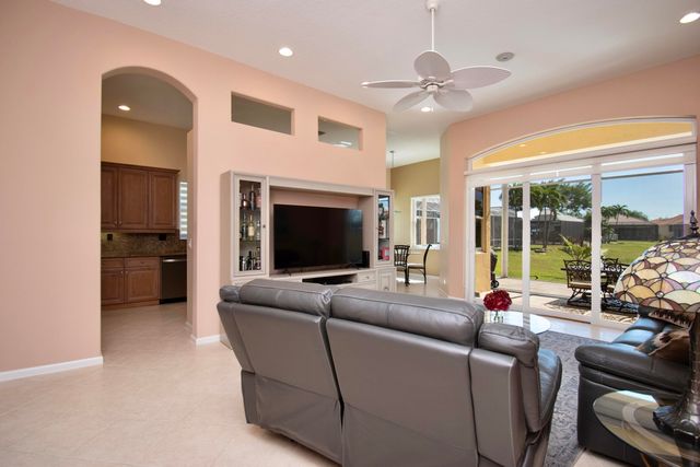 7080 Demedici Circle 7080, Delray Beach, FL 33446