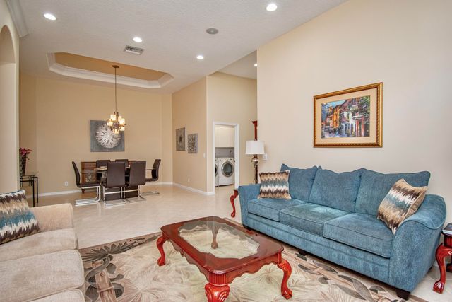 7080 Demedici Circle 7080, Delray Beach, FL 33446