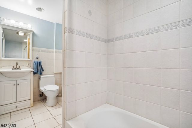 112 Pitt Rd, Springfield Twp., NJ 07081