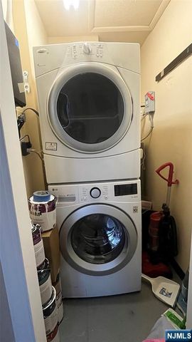 308-310 Passaic 205, Harrison, NJ 07029