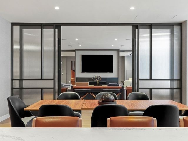 380 Harrison Ave 1005, Boston, MA 02118