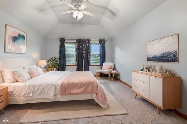 3622 Fountain View Drive, Greenwood, IN 46143