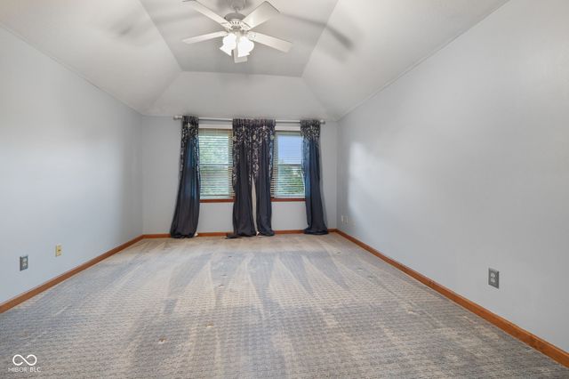 3622 Fountain View Drive, Greenwood, IN 46143