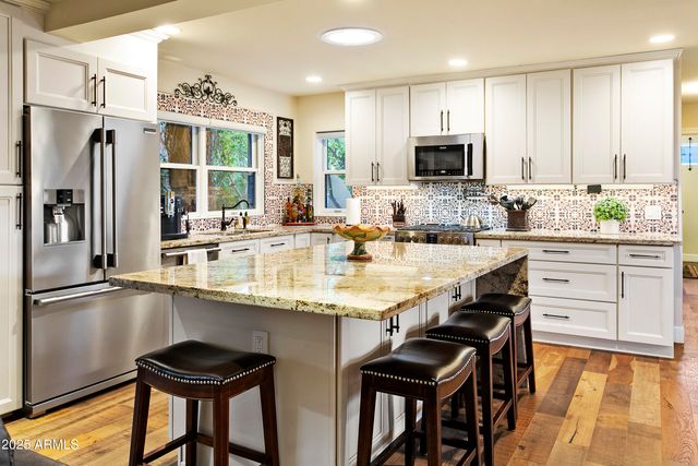 4836 E MOONLIGHT Way, Paradise Valley, AZ 85253