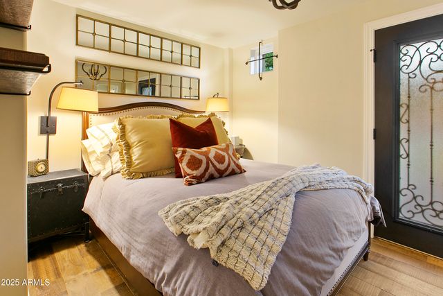 4836 E MOONLIGHT Way, Paradise Valley, AZ 85253