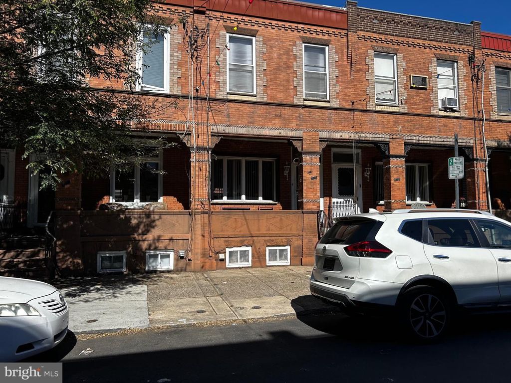 1231 WOLF ST, Philadelphia, PA 19148