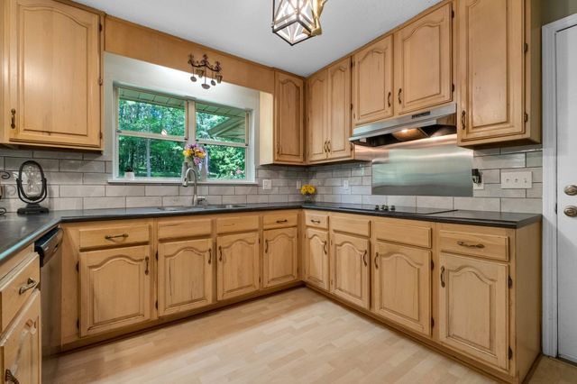 4127 Zermatt Drive, Tallahassee, FL 32303