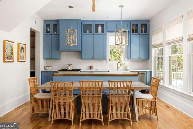 10528 Serenbe Lane, Chattahoochee Hills, GA 30268