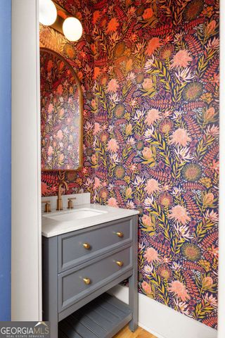 10528 Serenbe Lane, Chattahoochee Hills, GA 30268