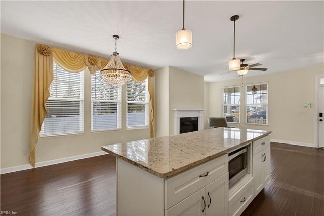 400 N 5th ST, Suffolk, VA 23434