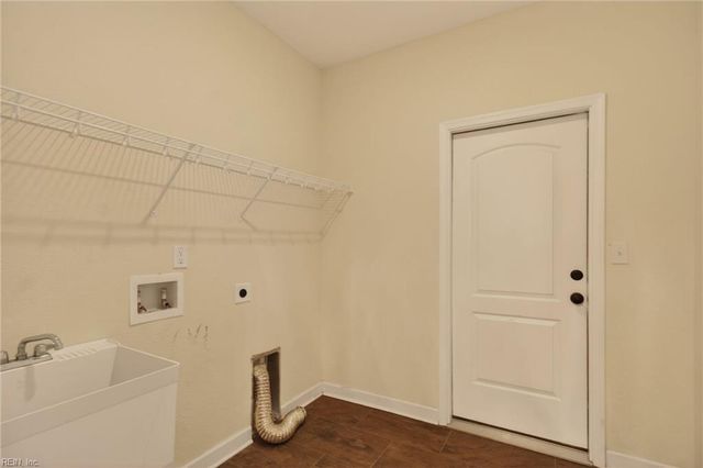 400 N 5th ST, Suffolk, VA 23434