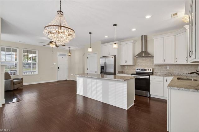 400 N 5th ST, Suffolk, VA 23434