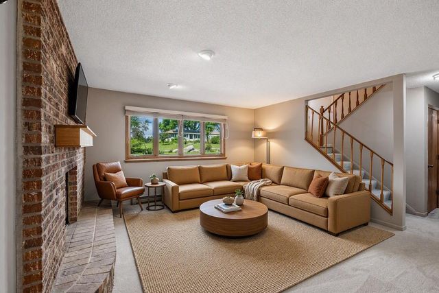 1790 Crestridge Lane, Eagan, MN 55122