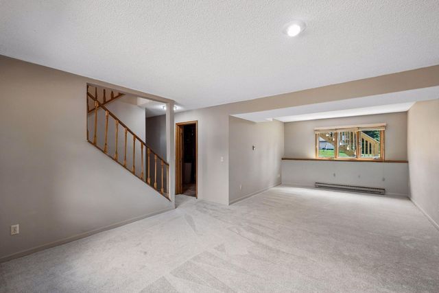 1790 Crestridge Lane, Eagan, MN 55122