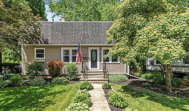 203 CEDAR STREET, Neenah, WI 54956