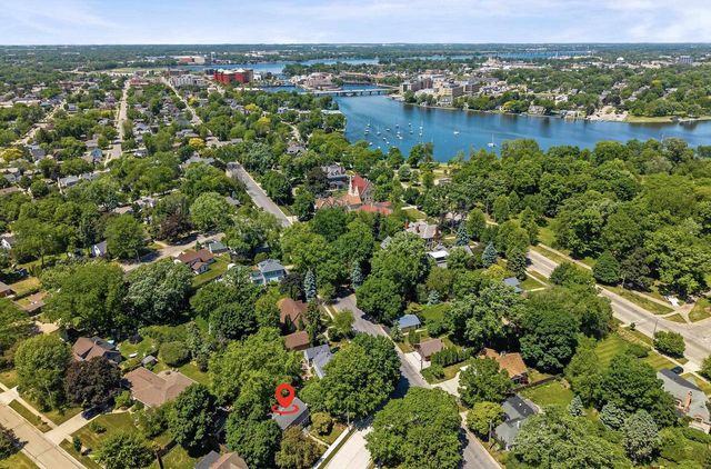 203 CEDAR STREET, Neenah, WI 54956