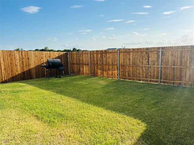 6234 Holly Spring Road, Princeton, TX 75407