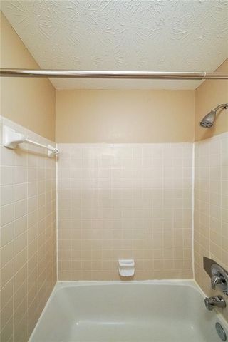 2214 Lake Pointe Circle, Roswell, GA 30075