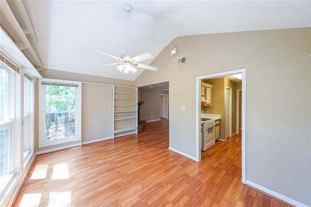 2214 Lake Pointe Circle, Roswell, GA 30075