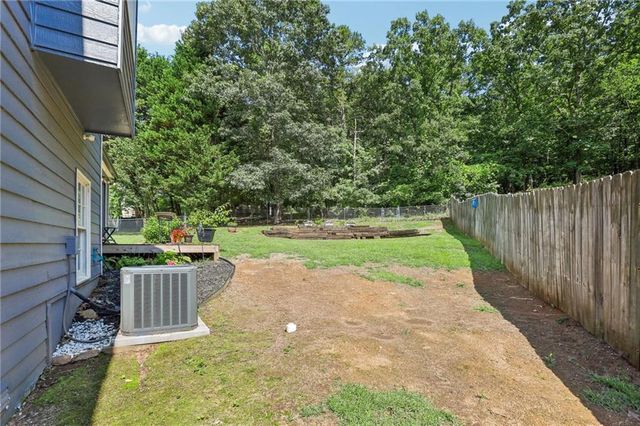 9725 Kings Road, Gainesville, GA 30506