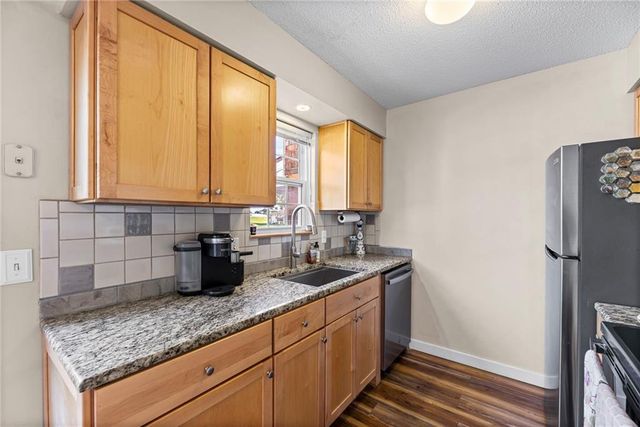 3619 NE 68th Terrace, Gladstone, MO 64119