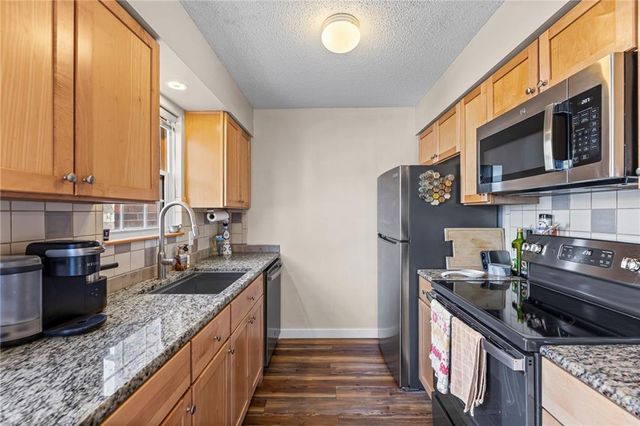 3619 NE 68th Terrace, Gladstone, MO 64119