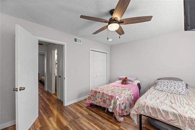 3619 NE 68th Terrace, Gladstone, MO 64119