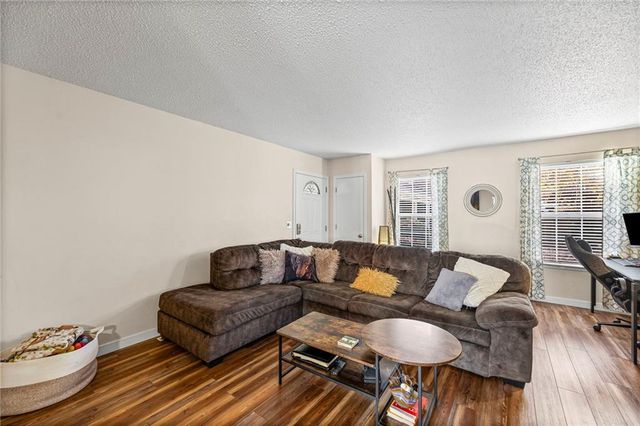 3619 NE 68th Terrace, Gladstone, MO 64119