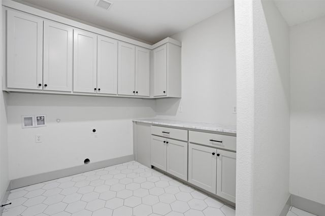 1081 Paradise Parkway, Poolville, TX 76487