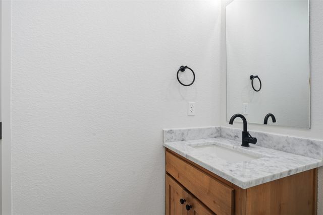 1081 Paradise Parkway, Poolville, TX 76487