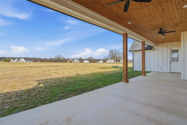 1081 Paradise Parkway, Poolville, TX 76487