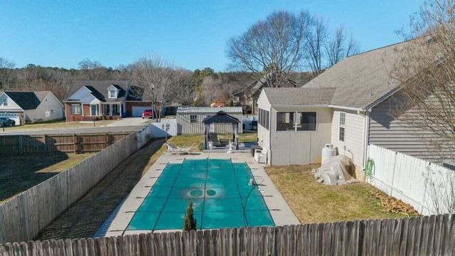 136 Thoroughbred Drive NW, Cleveland, TN 37312