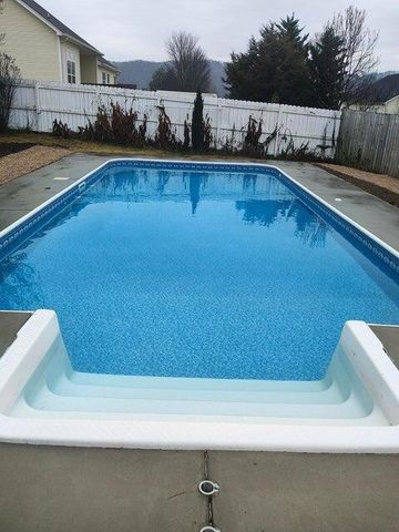 136 Thoroughbred Drive NW, Cleveland, TN 37312