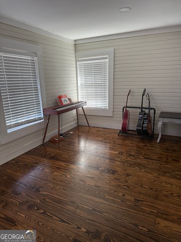 6937 W Currahee Street, Toccoa, GA 30577