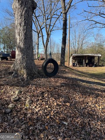 6937 W Currahee Street, Toccoa, GA 30577