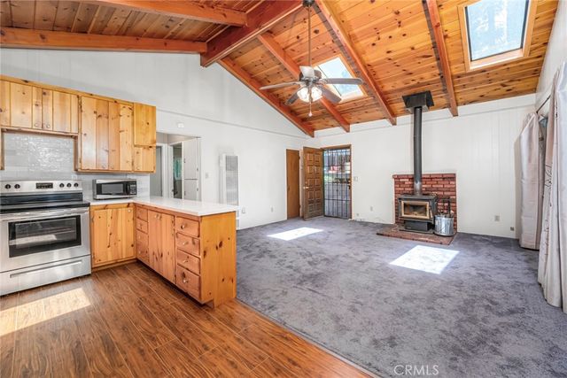 771 Woodland, Crestline, CA 92325